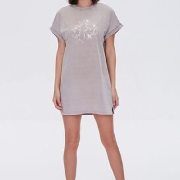 Forever 21 Dresses & Skirts - Forever 21 Angel Graphic T-Shirt Dress Size M